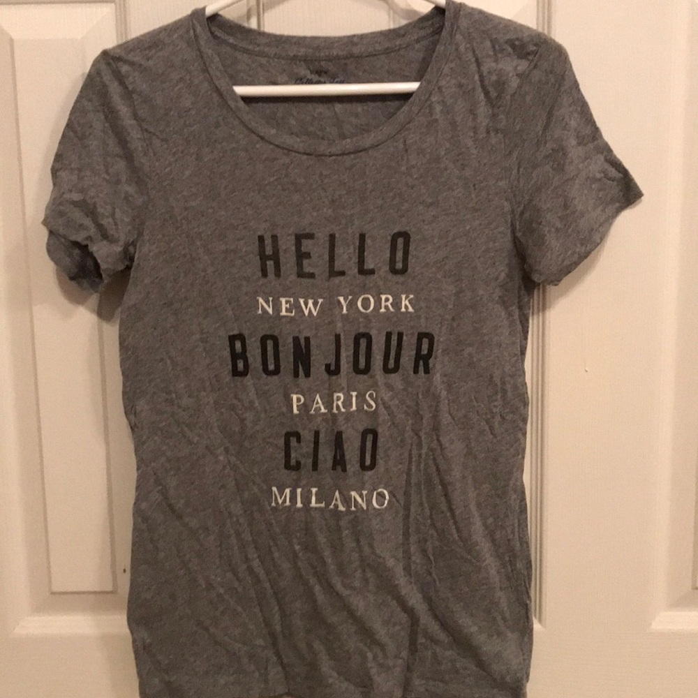 graphic tee